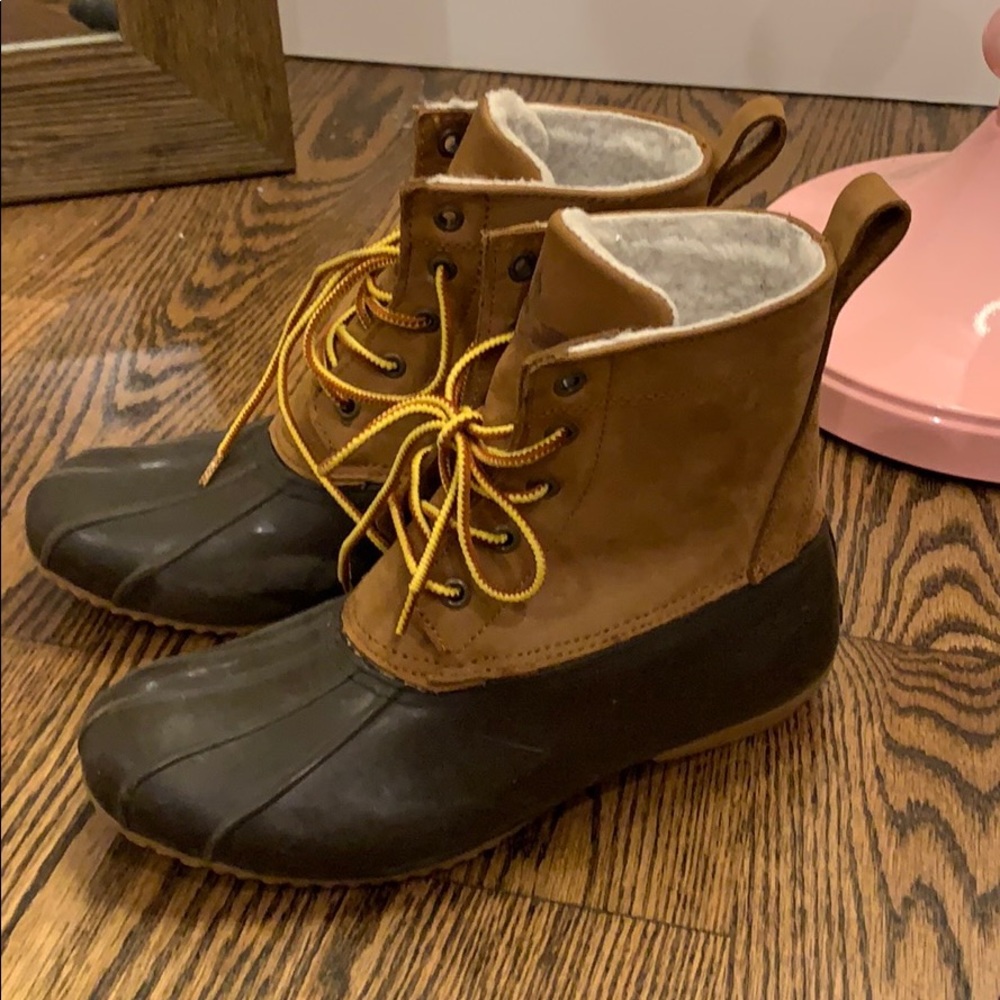 Field and stream duck boots